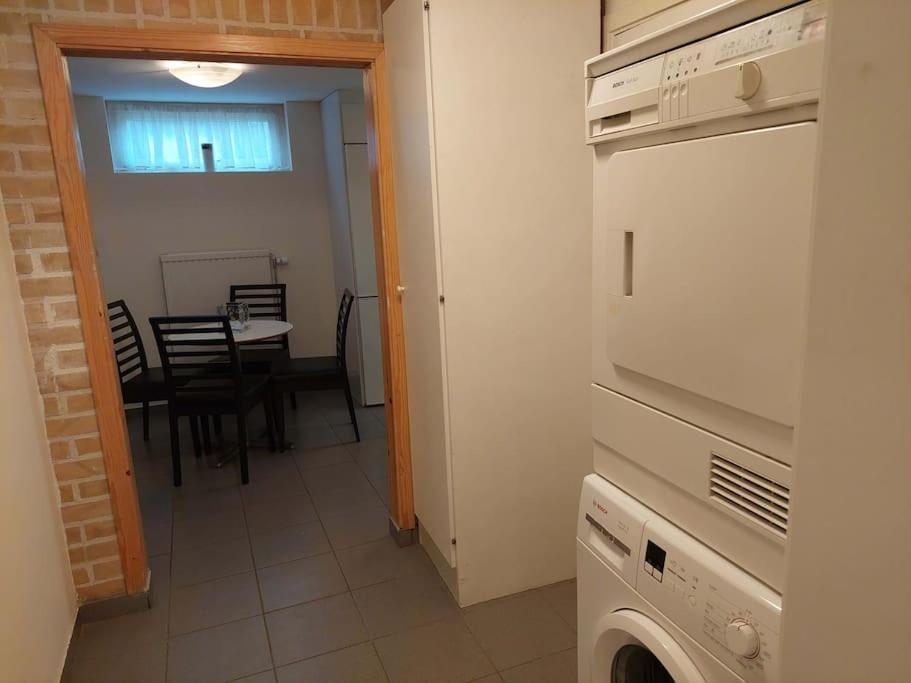 Laegenhet Pa Landet Naera Stan Apartment Jonsered Bagian luar foto