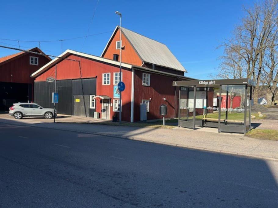 Laegenhet Pa Landet Naera Stan Apartment Jonsered Bagian luar foto